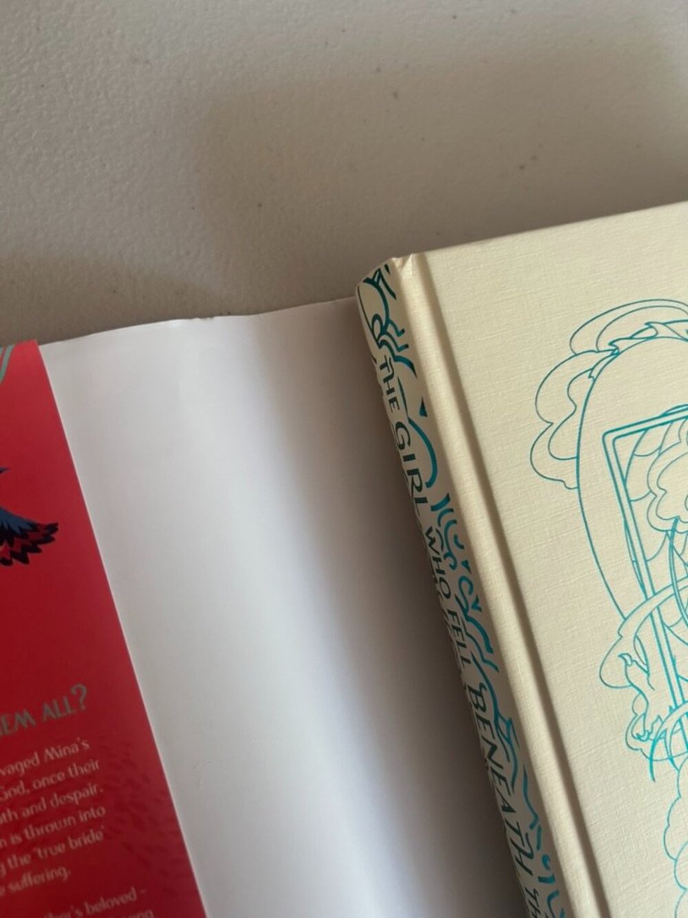 The Girl Who Fell Beneath the Sea (FairyLoot Special Edition) SIGNED - Picture 4 of 12